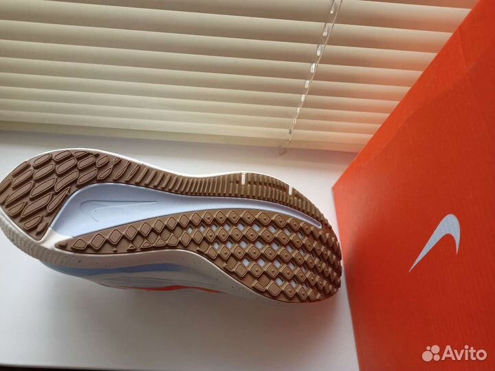 Кроссовки nike
