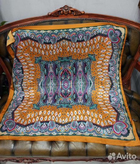 Платок новый 95см шелковый kenzo италия