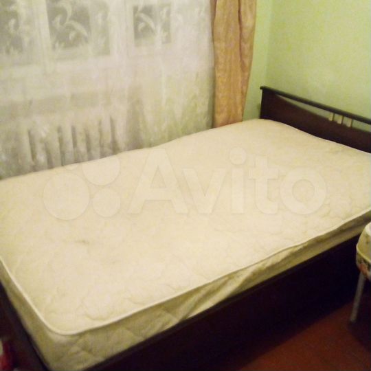 Комната 12 м² в > 9-к., 2/3 эт.