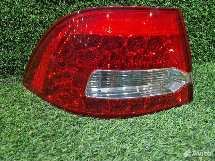 Стоп-сигнал задний левый Kia Lotze MG L4KA 2008