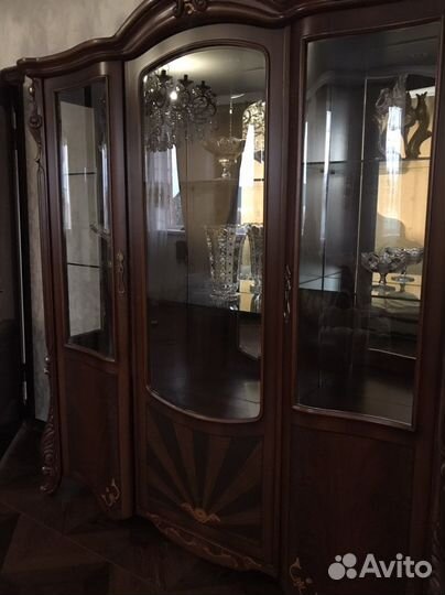 Сервант, горка