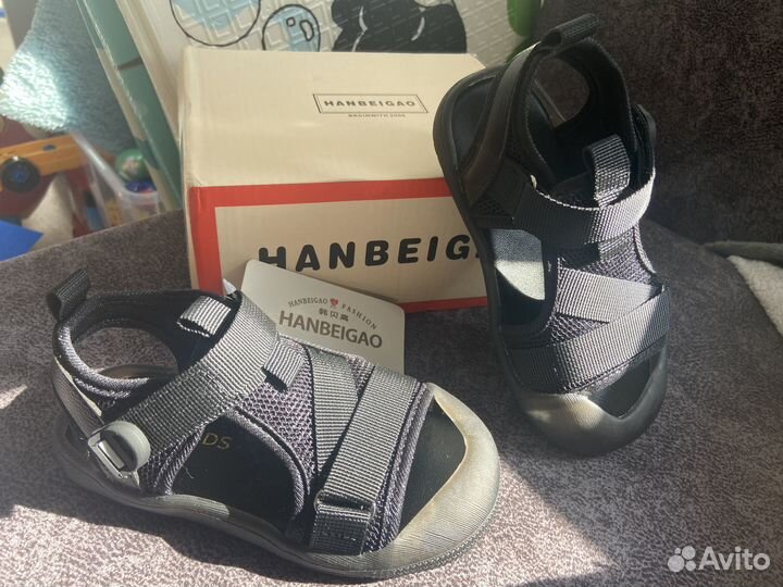 Сандали на мальчика новые