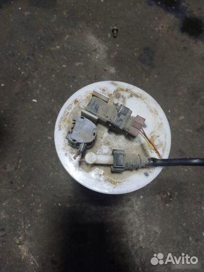 Насос топливный Mitsubishi Galant 9