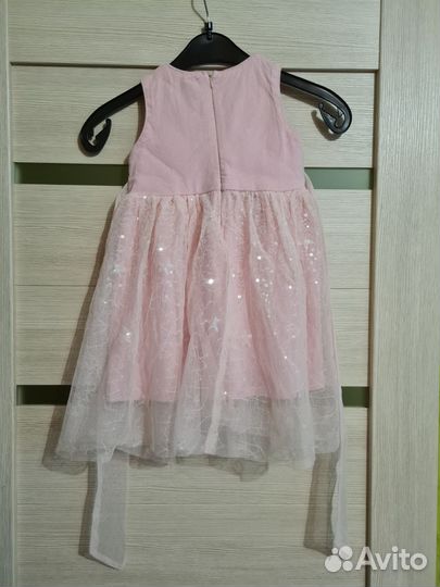 Нарядное платье для девочки 98