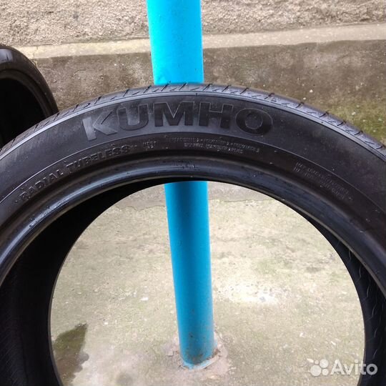 Kumho Ecsta HS51 235/45 R18 94