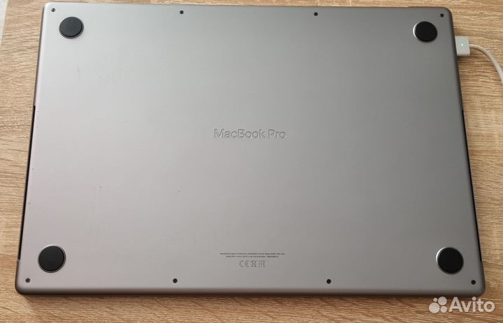 Apple macbook pro 16 m1 16/512