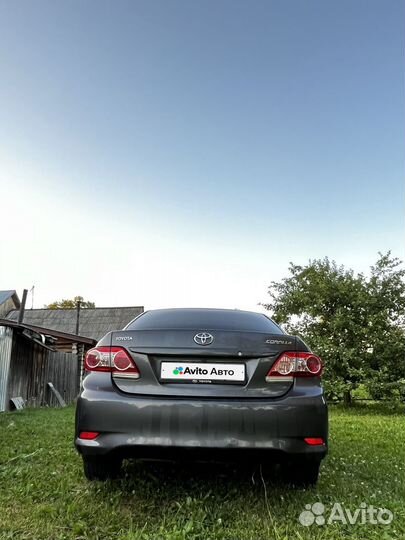 Toyota Corolla 1.6 AT, 2011, 232 000 км