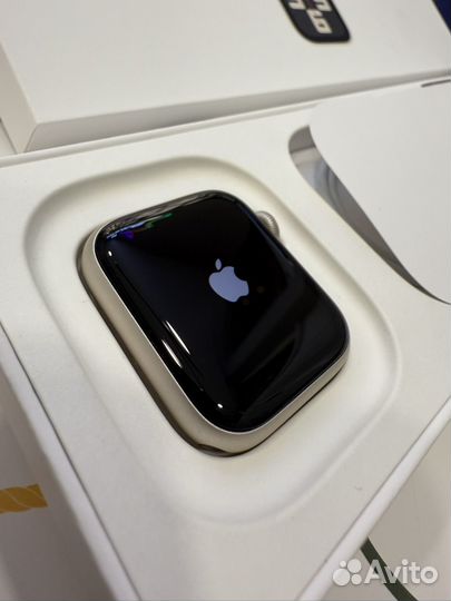 Apple Watch SE 2024 40mm starlight