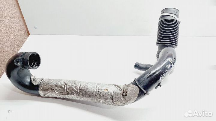 Патрубок турбины Peugeot 607