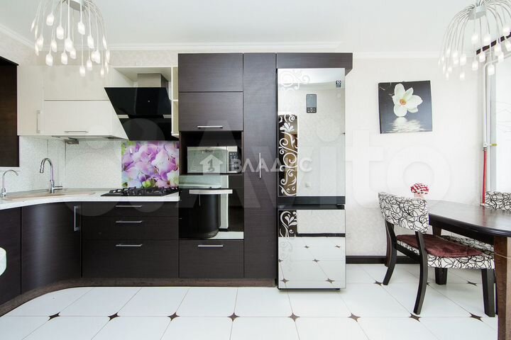 5-к. квартира, 175 м², 4/5 эт.