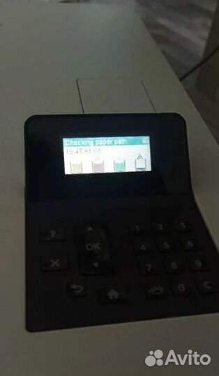 Лазерный цветной принтер HP Color LaserJet M553