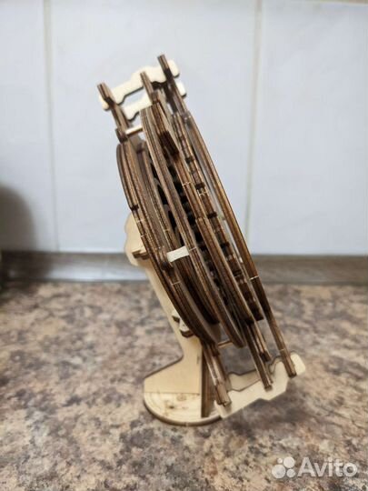 Деревянный настольный календарь