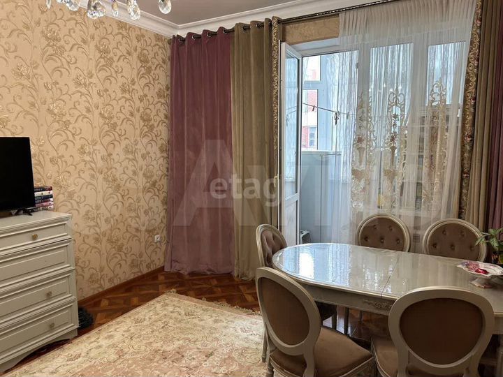 3-к. квартира, 77 м², 7/13 эт.