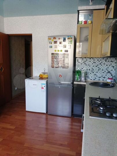 2-к. квартира, 58 м², 3/10 эт.