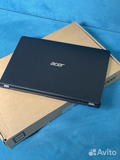 Acer EX215-52-38SC