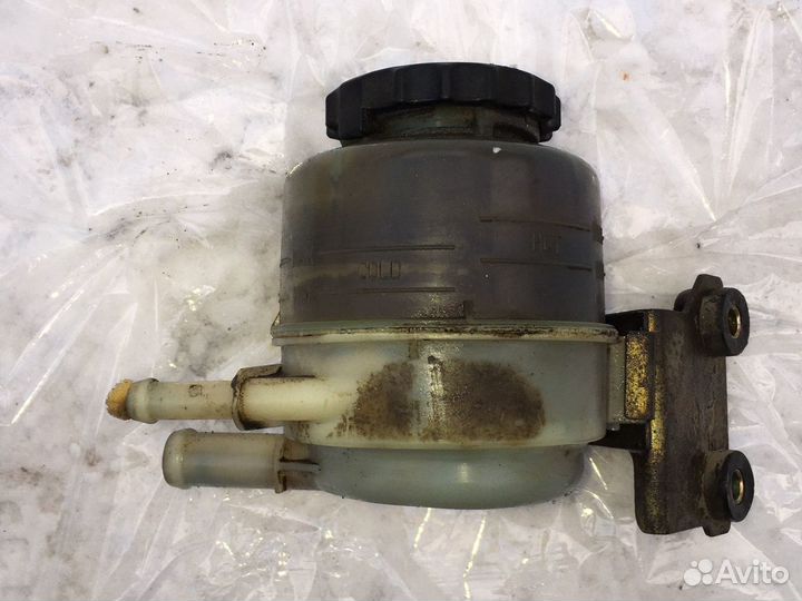 Бачок гур Дайхатсу Териос 1