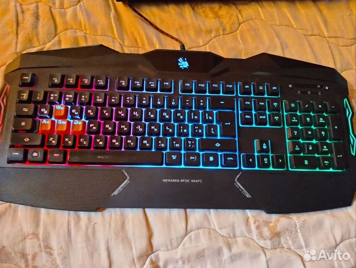 Игровая клавиатура A4 Tech Bloody B254