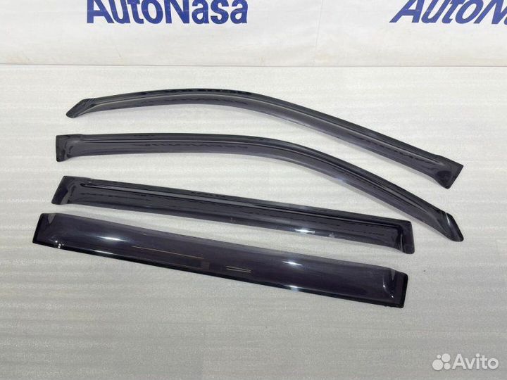Ветровики (дефлекторы) бокового стекла Toyota Land