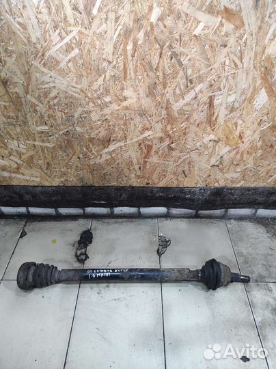 Привод передний правый Skoda Octavia 1 (A4)