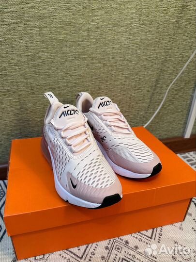 Кроссовки женские nike air max 270