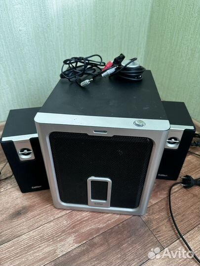 Акустическая система 2.1