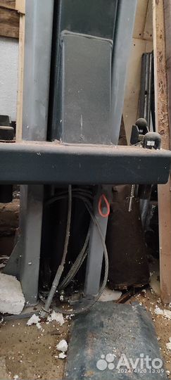 Подьемник для легковых машин