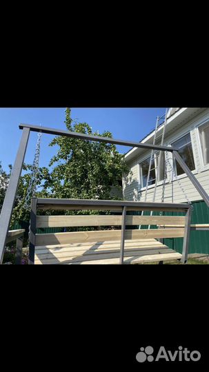 Садовые качели новые