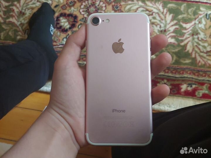 iPhone 7, 128 ГБ