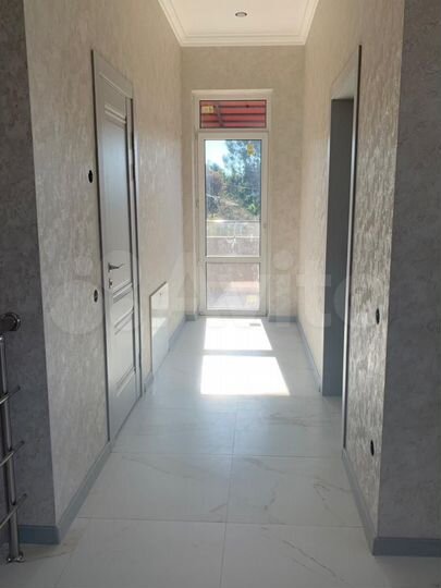 Коттедж 265 м² на участке 7 сот.