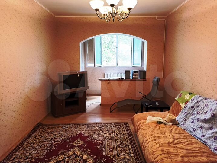 3-к. квартира, 77 м², 3/9 эт.