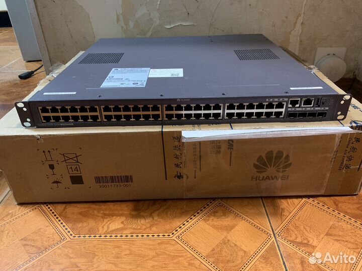 Коммутатор Huawei S5348TP-SI
