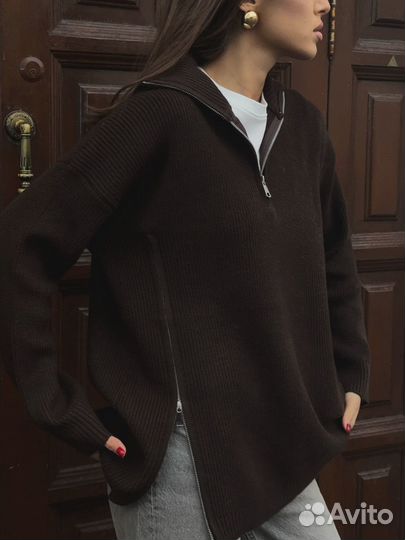 Свитер с боковой молнией