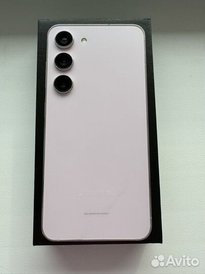 Samsung Galaxy S23, 8/256 ГБ