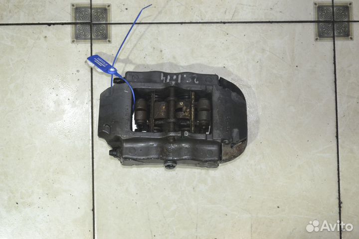 Тормозной суппорт задний левый Volkswagen Touareg