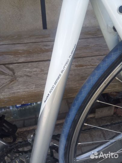 Шоссейный велосипед Giant SCR4