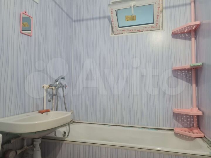 2-к. квартира, 45 м², 4/4 эт.