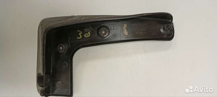 Брызговик kia sportage 4 перед.лев