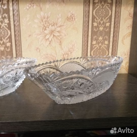 Салатник хрустальный лодочка. Ваза. Конфетница