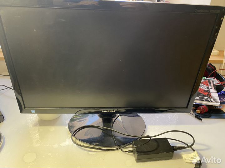 Монитор Samsung syncmaster S22B300