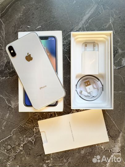 iPhone X, 256 ГБ