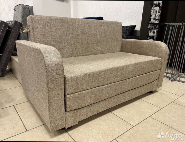 Диван чебурашка