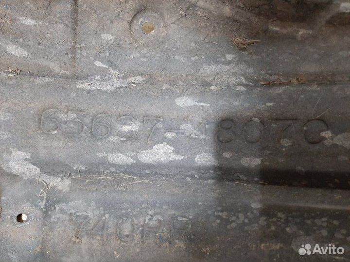 Подкрылок прав. зад. Lexus RX300