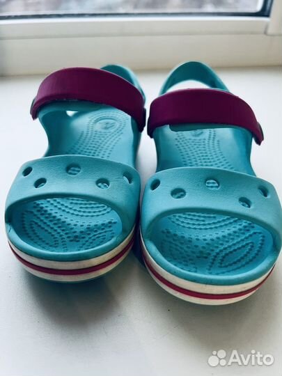 Сандали для девочки Crocs c9