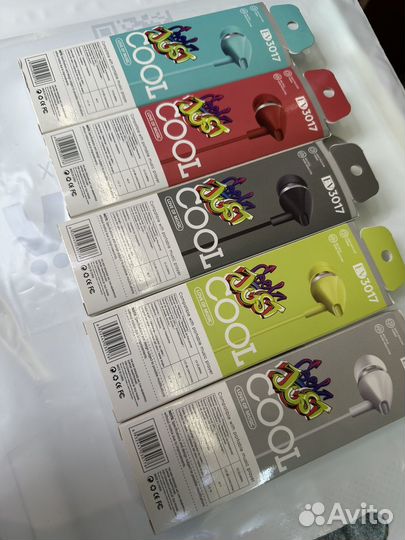 Наушники проводные