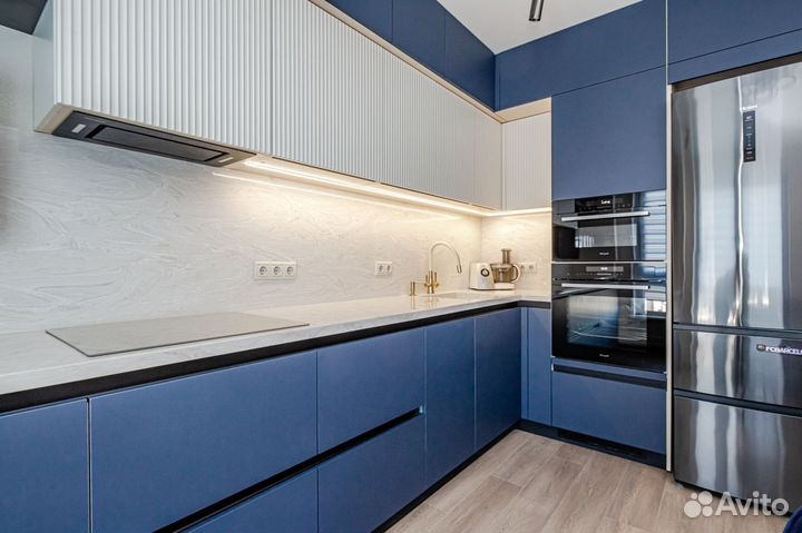 Кухня в потолок