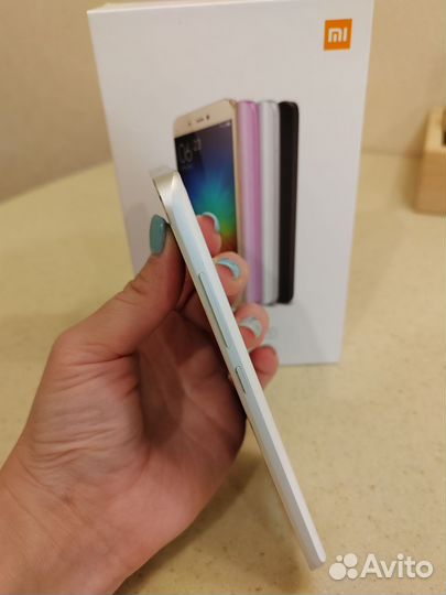 Смартфон Xiaomi Mi5 64gb