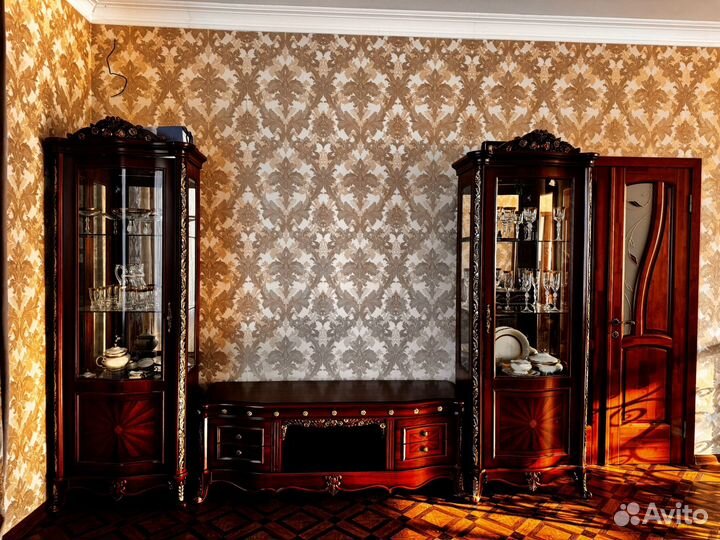 Витрины с тв тумбой