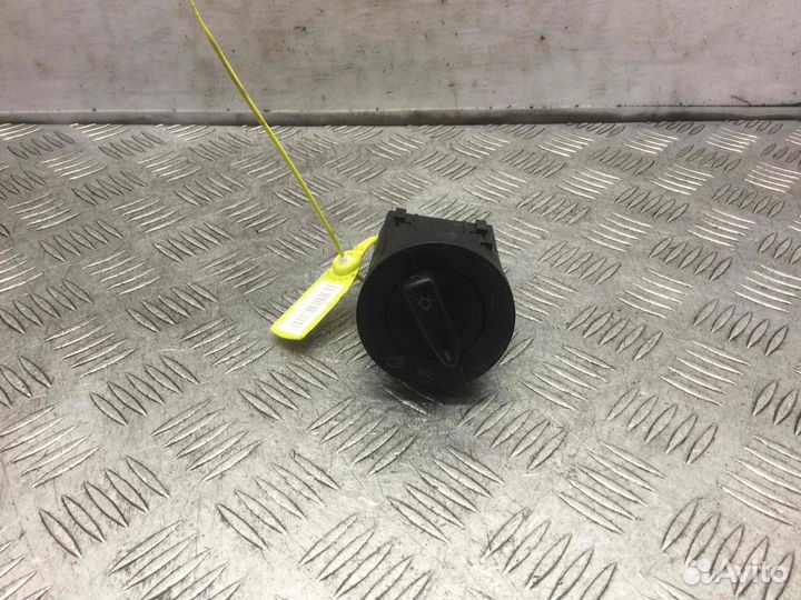 Переключатель света Volkswagen Golf BCA