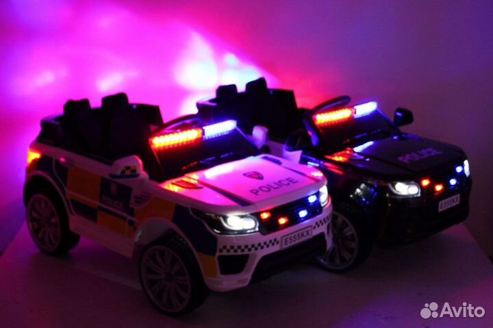 Полицейский электромобиль Range Rover е555кх