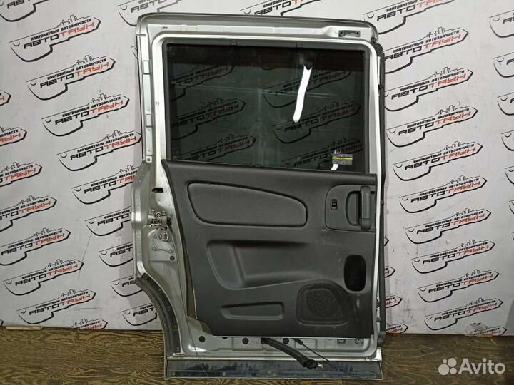 Дверь nissan suzuki landy serena C26 FC26 FNC26 HC